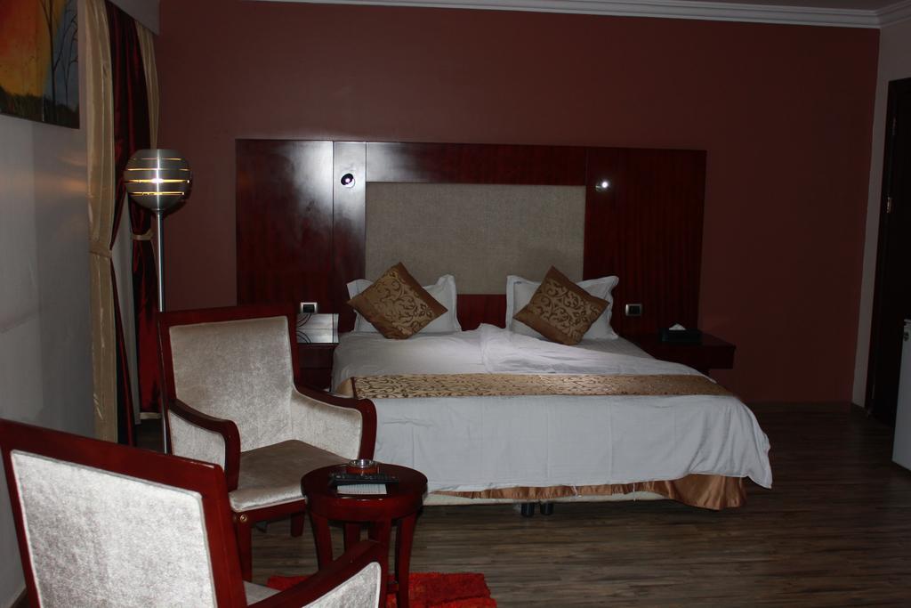 Nuzol Tala Hotel